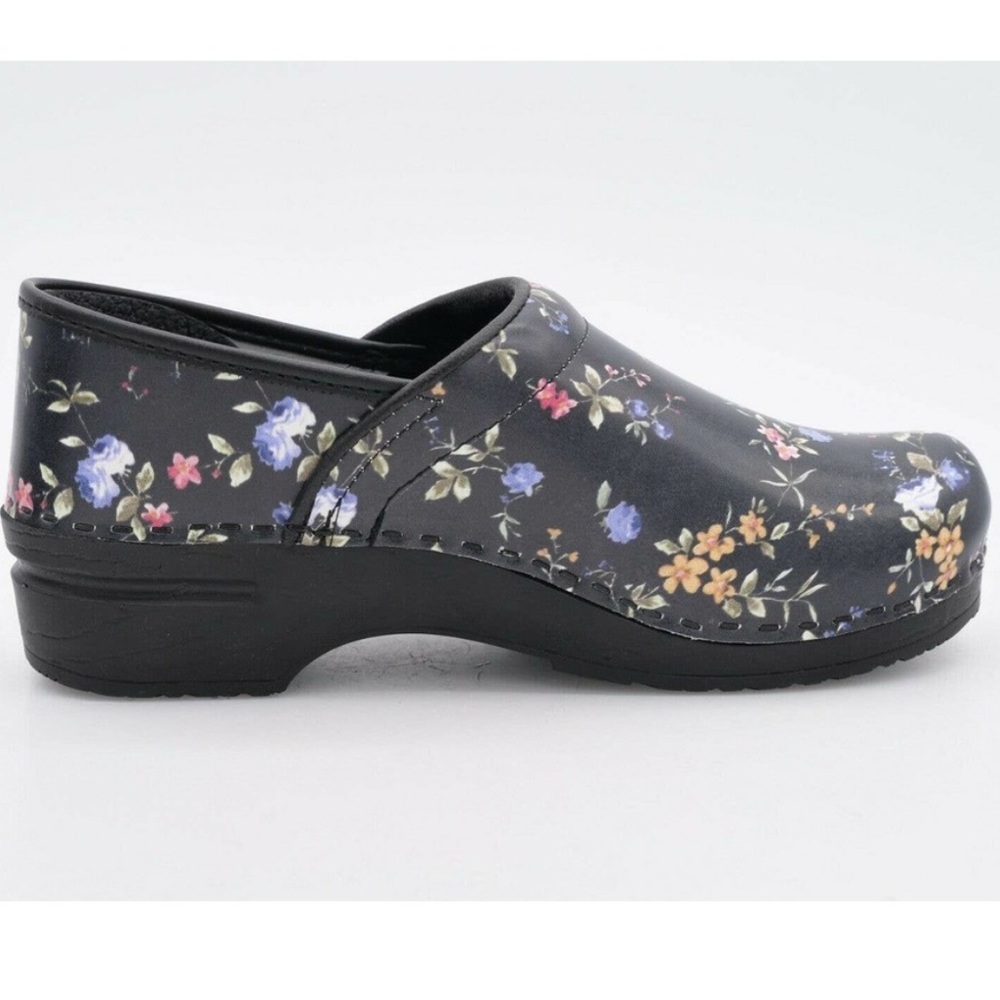 New! Professional Mimosa Floral clogs from BJORK, 9